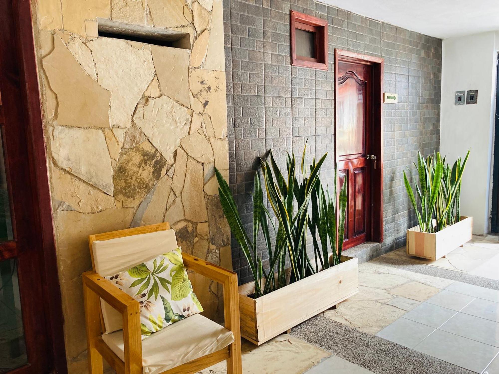 Alhambra Hotel - San Cristóbal de Las Casas المظهر الخارجي الصورة