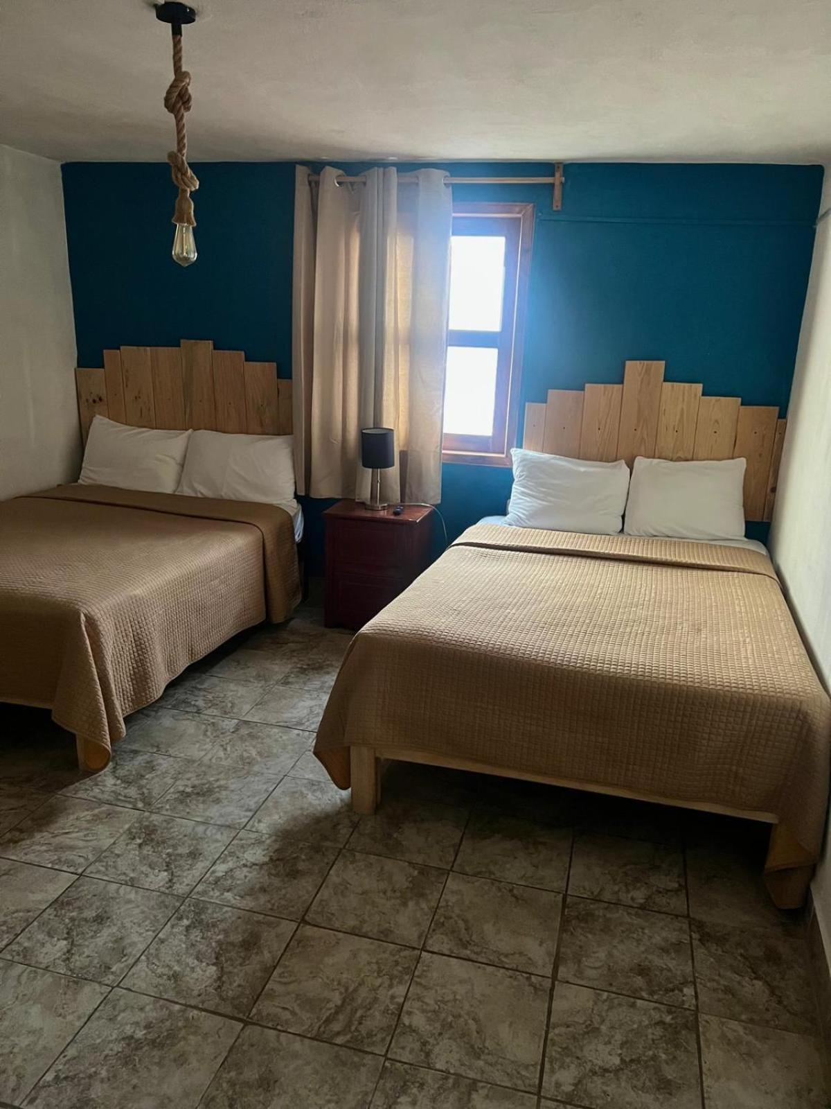 Alhambra Hotel - San Cristóbal de Las Casas المظهر الخارجي الصورة